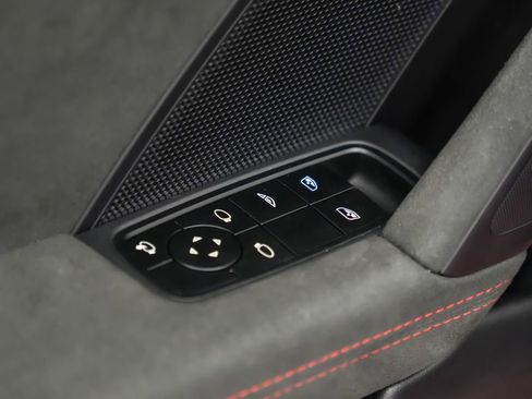 Used 2022 Porsche 911 Carrera GTS RWD image 19