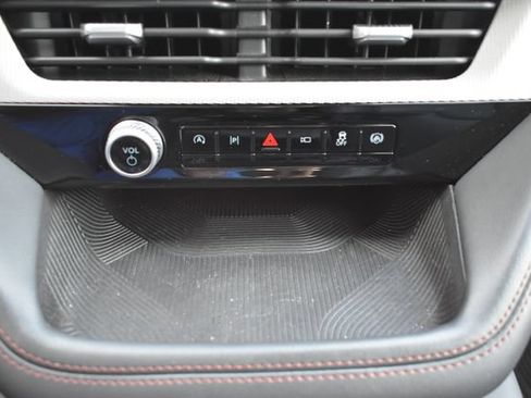 Used 2025 Ford Explorer Active w/ Active Comfort Package AWD/4WD image 27