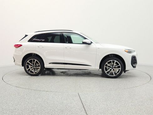 New 2026 Audi Q5 Premium Plus AWD/4WD image 4