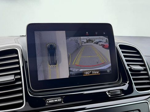 Used 2018 Mercedes-Benz GLE 43 AMG 4MATIC image 45