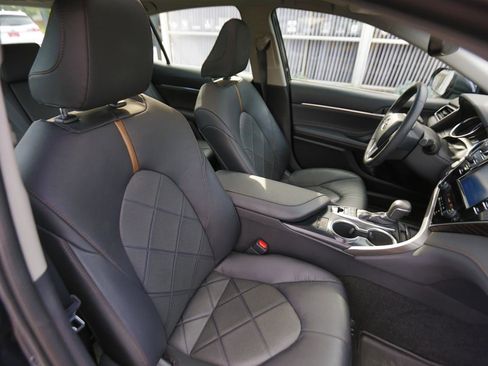 Used 2018 Toyota Camry XLE w/ Driver Assist Package FWD image 23