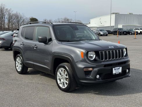 Used 2022 Jeep Renegade Latitude image 26