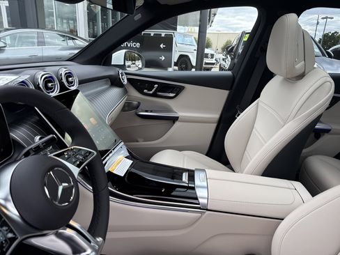 New 2026 Mercedes-Benz GLC 300 image 27