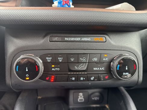 Used 2024 Ford Bronco Sport Outer Banks w/ Tech Package image 11