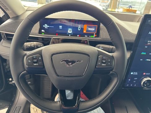 New 2025 Ford Mustang Mach-E Premium image 20