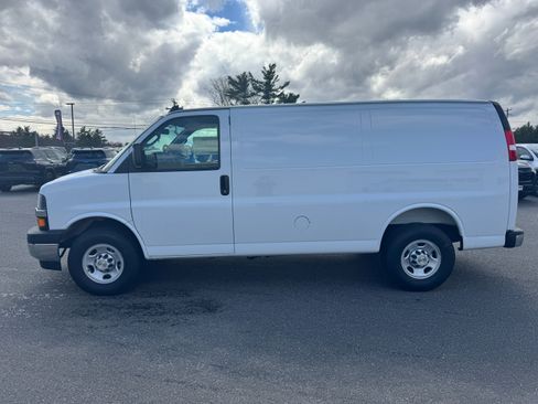 New 2026 Chevrolet Express 2500 w/ Driver Convenience Package RWD image 6