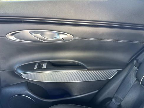 Used 2025 Genesis GV70 3.5T Sport image 15