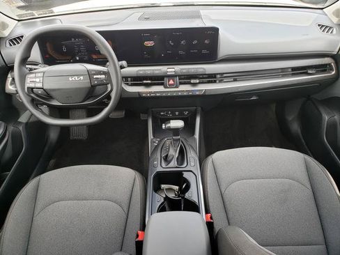 Certified 2025 Kia K4 FWD image 16