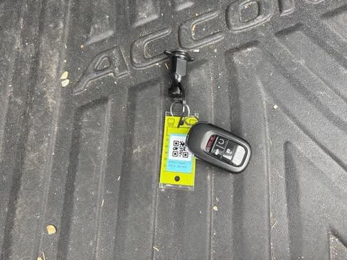 Used 2023 Honda Accord EX image 25