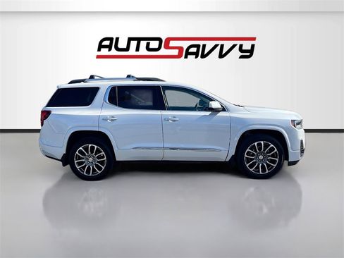 Used 2023 GMC Acadia Denali w/ Denali Ultimate Package image 8