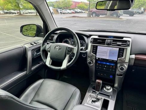 Used 2024 Toyota 4Runner Limited AWD/4WD image 19