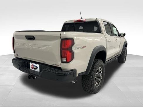 New 2026 Chevrolet Colorado ZR2 w/ Technology Package AWD/4WD image 19