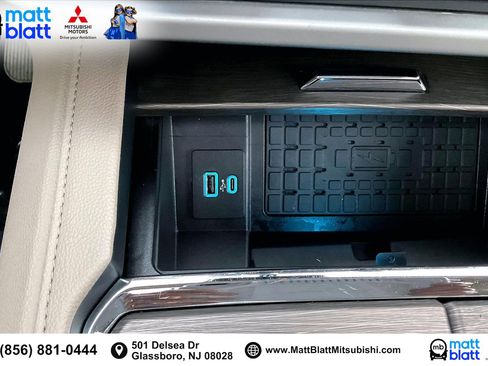 Used 2024 Ford Expedition Limited image 36