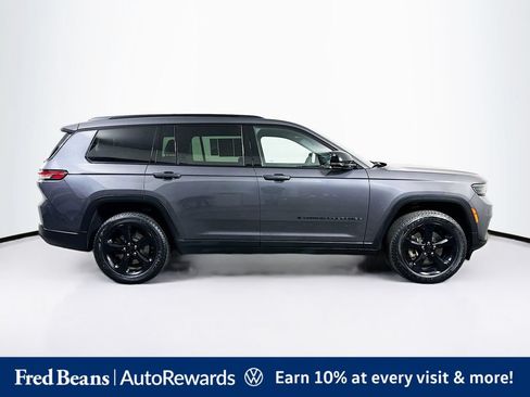Used 2023 Jeep Grand Cherokee L Laredo AWD/4WD image 11