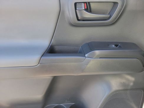 Used 2023 Toyota Tacoma SR image 9