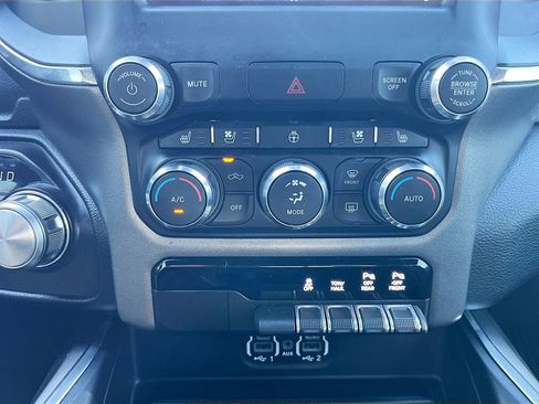 Used 2021 RAM 1500 Laramie w/ Sport Appearance Package image 15