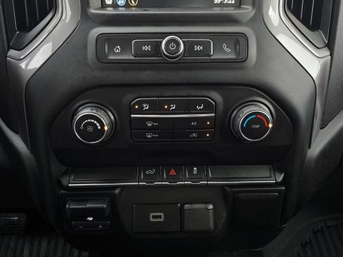 Used 2019 Chevrolet Silverado 1500 W/T w/ WT Convenience Package AWD/4WD image 31