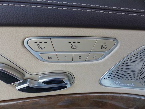 Used 2016 Mercedes-Benz S 550 4MATIC Sedan image 16