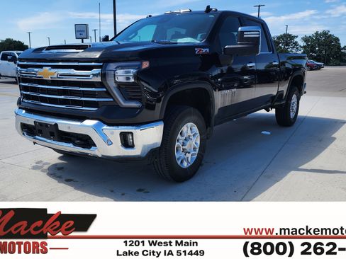 Used 2026 Chevrolet Silverado 3500 LTZ w/ LTZ Premium Package AWD/4WD image 1