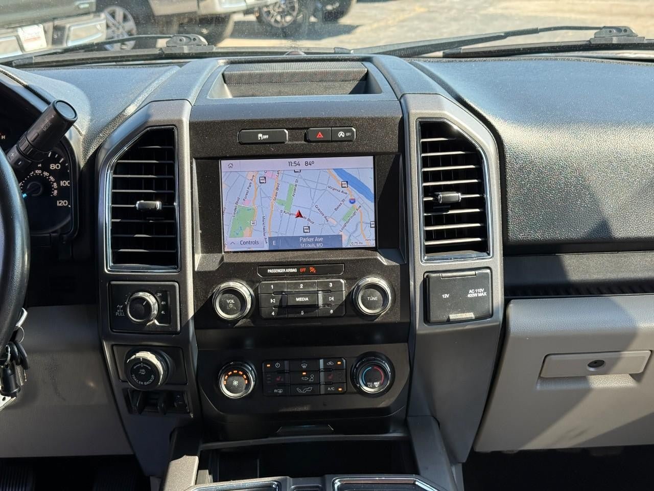 Used 2020 Ford F150 XLT w/ Equipment Group 302A Luxury AWD/4WD image 14