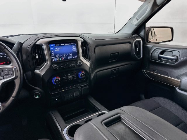 Used 2021 Chevrolet Silverado 1500 LT Trail Boss w/ Convenience Package II AWD/4WD image 23