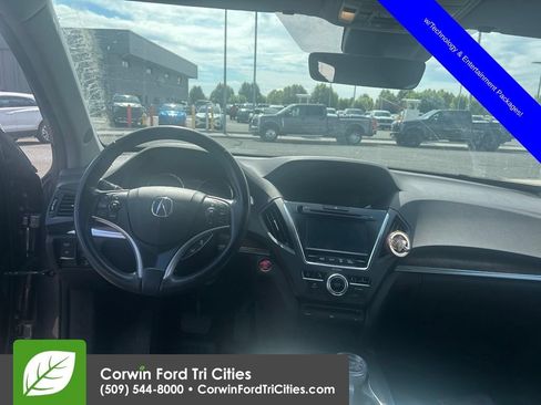 Used 2019 Acura MDX w/ Tech & Entertainment Pkg AWD/4WD image 2