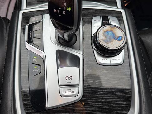 Used 2018 BMW 750i xDrive AWD/4WD image 34