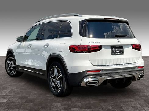 Used 2022 Mercedes-Benz GLB 250 4MATIC image 4