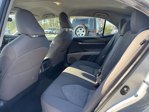 Used 2022 Toyota Camry LE FWD image 25