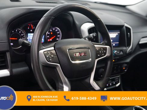 Used 2024 GMC Terrain SLE image 18