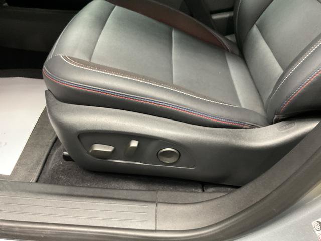 Used 2024 Chevrolet Equinox EV RS FWD image 13