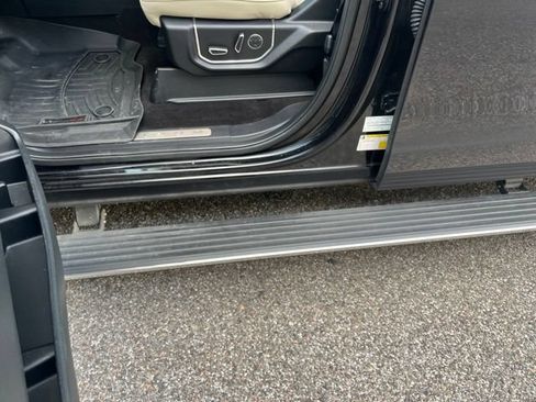 Used 2020 Ford Expedition Max Platinum RWD image 11