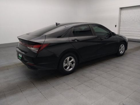 Used 2021 Hyundai Elantra SE FWD image 10