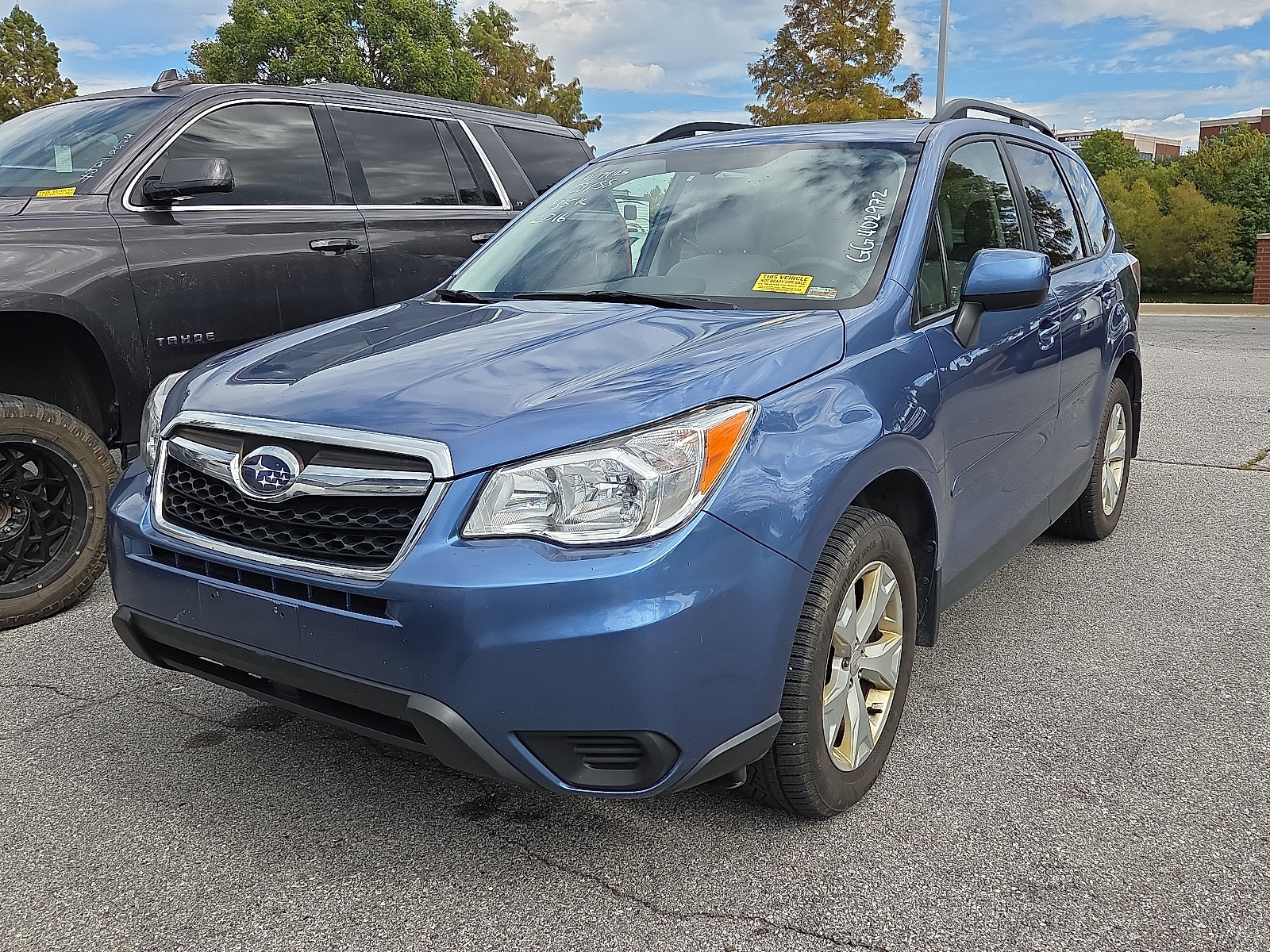 Used 2016 Subaru Forester 2.5i Premium AWD/4WD image 2