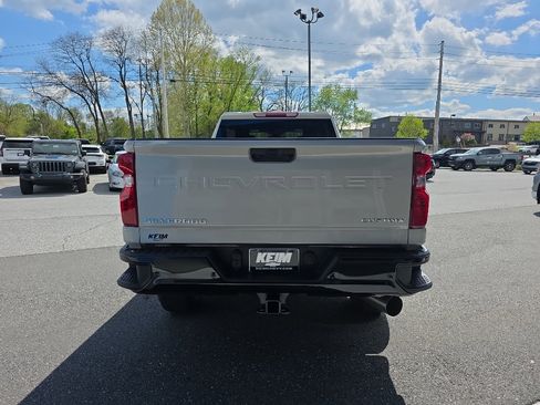 New 2026 Chevrolet Silverado 2500 Custom w/ Custom Value Package AWD/4WD image 6