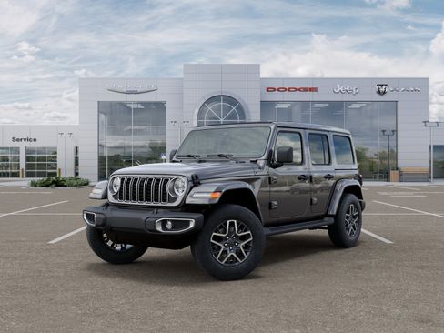 New 2026 Jeep Wrangler Unlimited Sahara AWD/4WD image 30