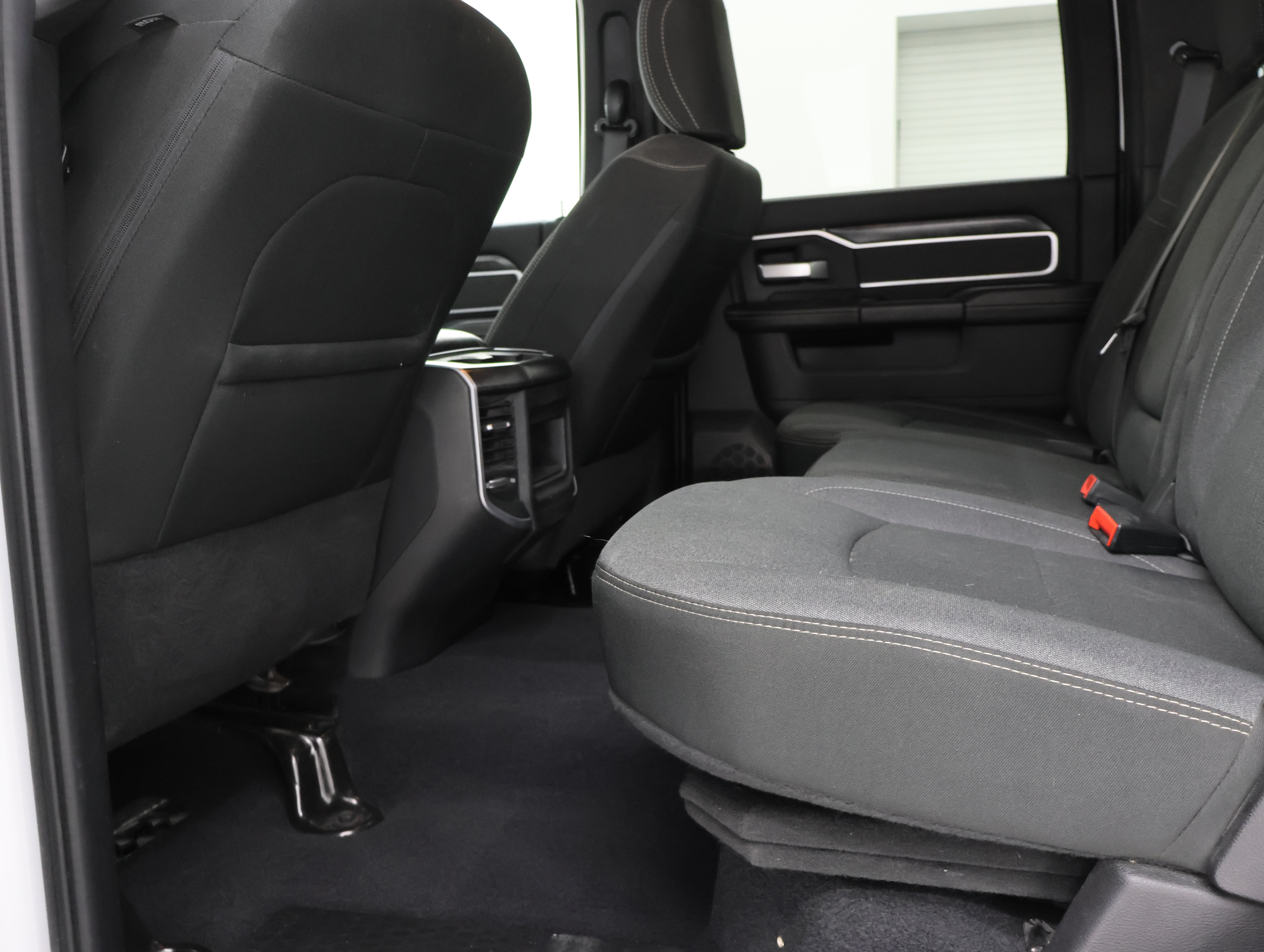 Used 2020 RAM 2500 Big Horn w/ Level 1 Equipment Group AWD/4WD image 8