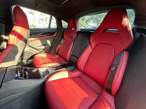 Used 2026 Porsche Panamera RWD image 35