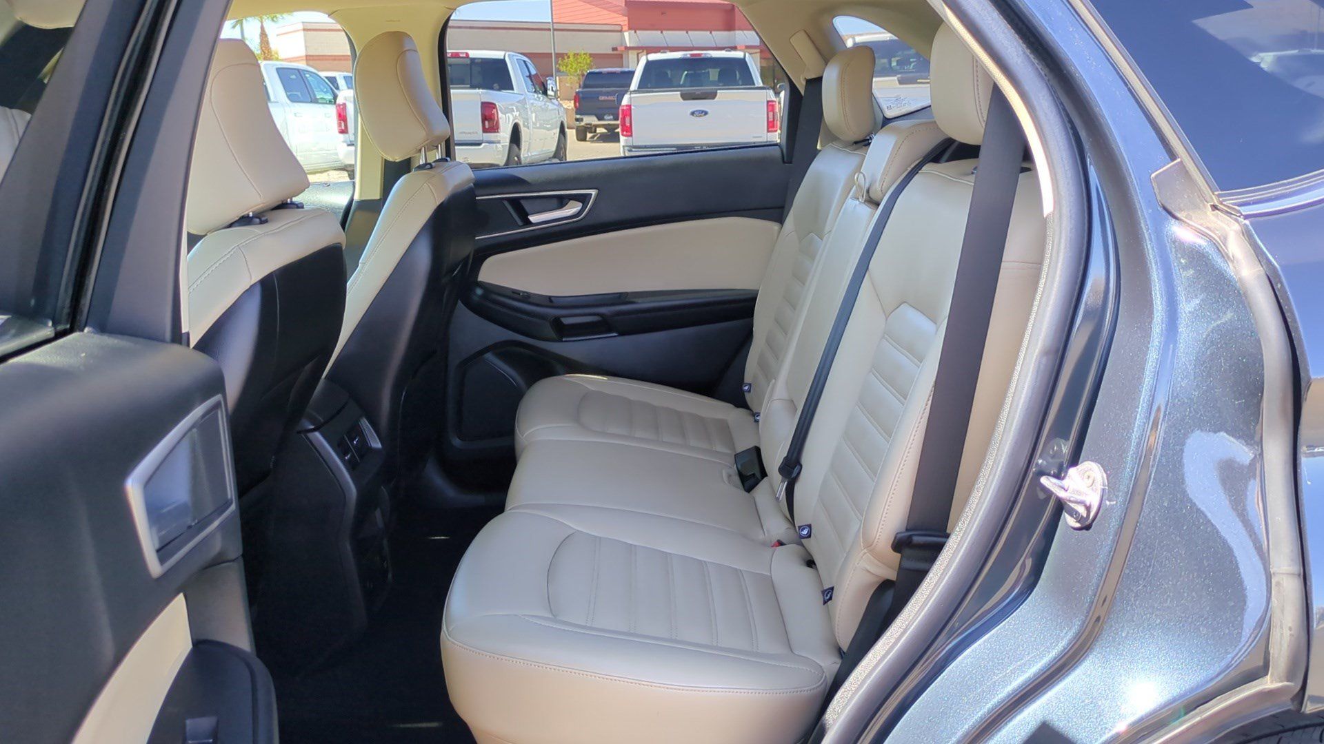 Used 2023 Ford Edge SEL w/ Convenience Package AWD/4WD image 18