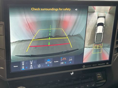 Used 2023 Toyota Tundra Limited image 17