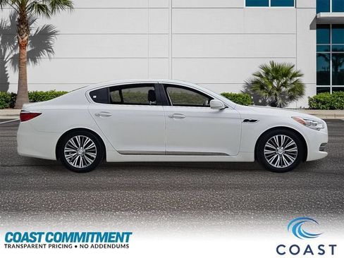 Used 2017 Kia K900 Premium RWD image 5