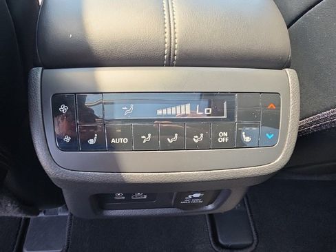 Used 2024 Nissan Pathfinder Platinum w/ Cargo Package FWD image 30