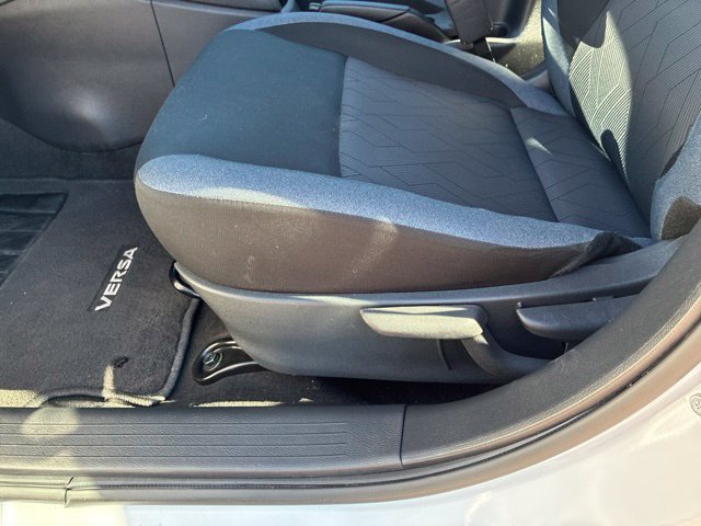 Used 2023 Nissan Versa SV FWD image 15