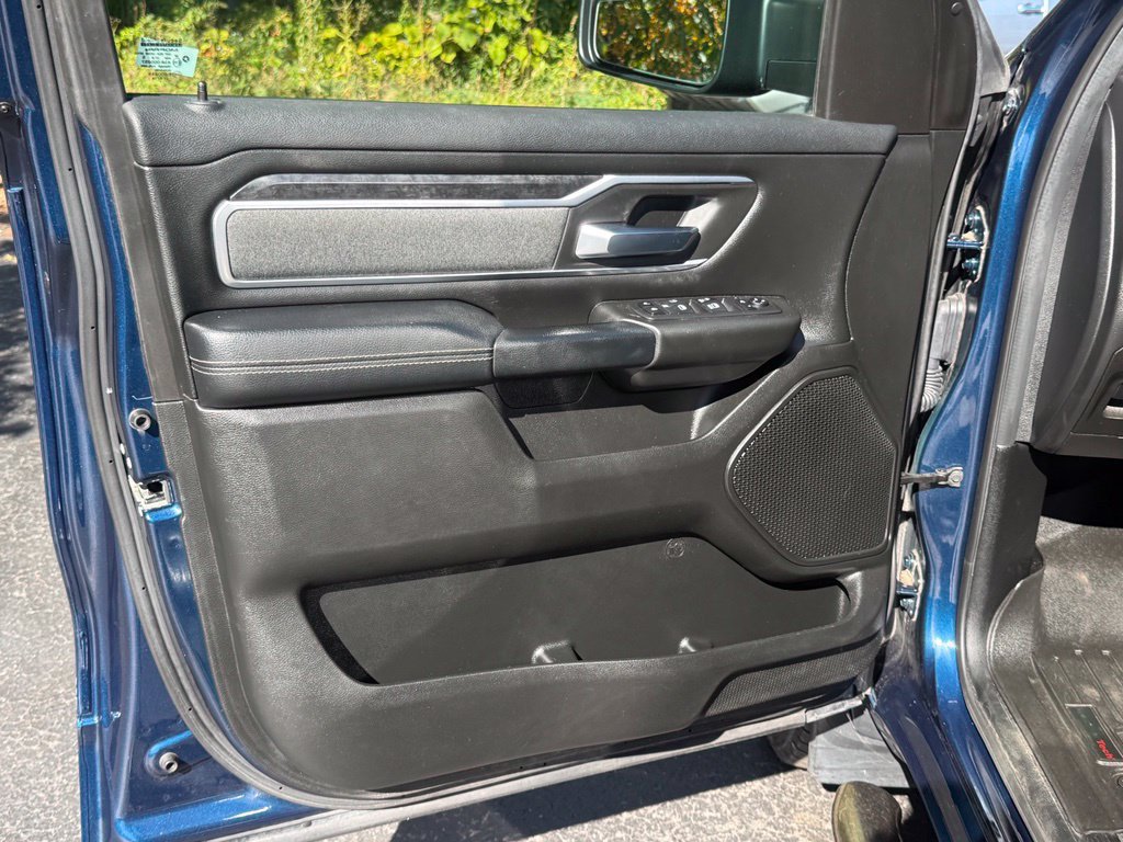Used 2019 RAM 1500 Big Horn AWD/4WD image 12