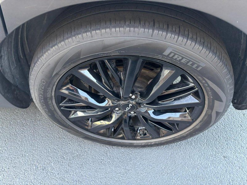 Used 2022 Kia Telluride SX w/ Towing Package FWD image 8