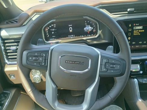 Used 2026 GMC Sierra 1500 Denali w/ Denali Reserve Package AWD/4WD image 28