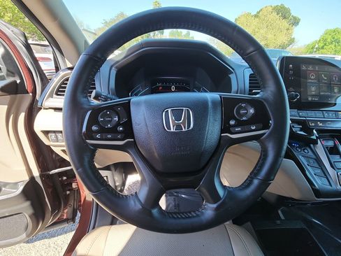 Used 2019 Honda Odyssey Elite image 11