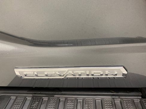 Used 2021 GMC Sierra 1500 Elevation w/ Preferred Package image 27