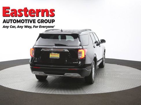 Used 2023 Ford Explorer XLT w/ Equipment Group 202A AWD/4WD image 38