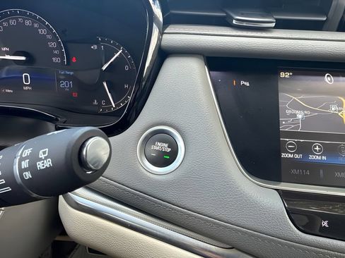 Used 2018 Cadillac XT5 Premium Luxury FWD image 25